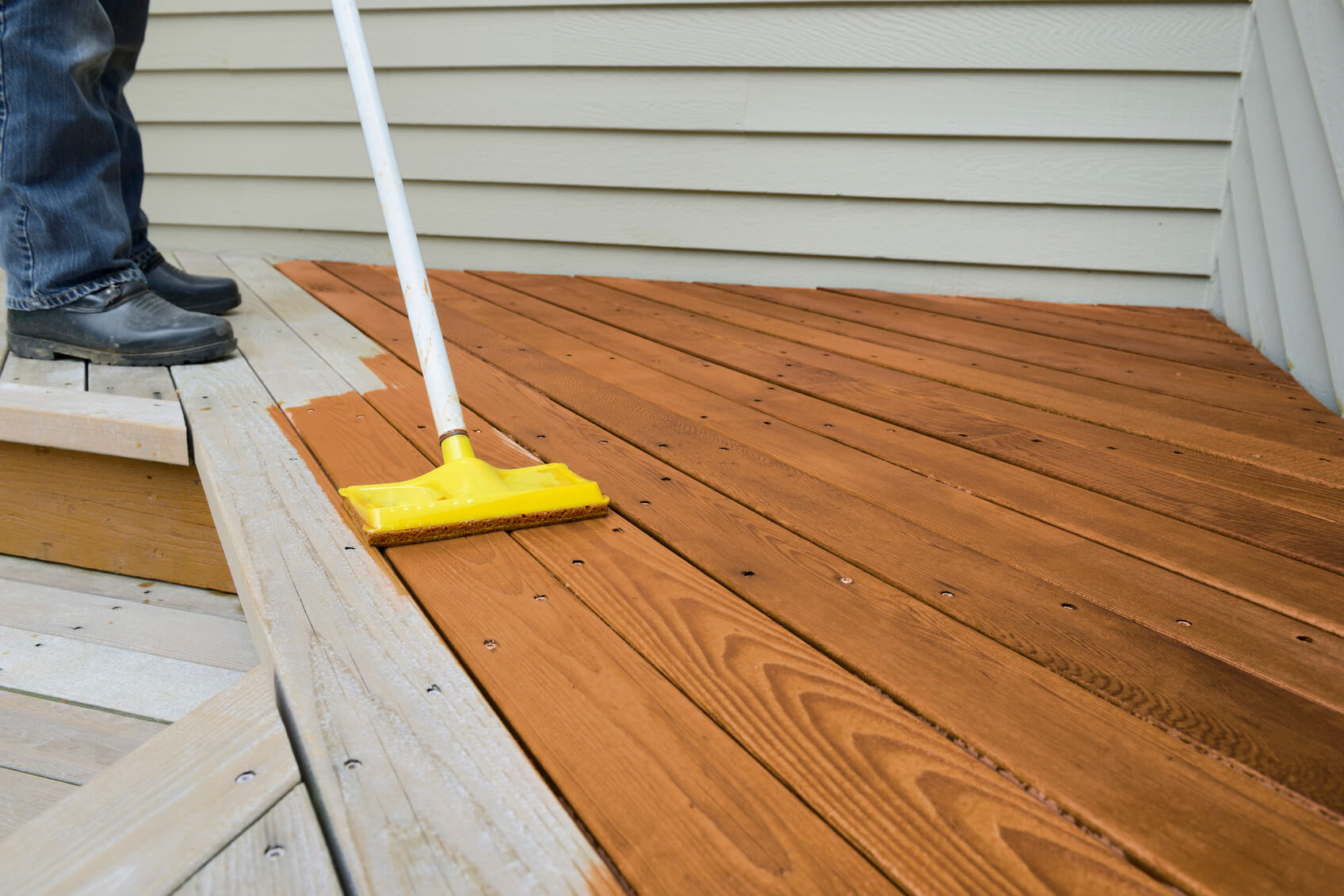 Deck Staining, Palm Beach Home and Remodeling Contractors